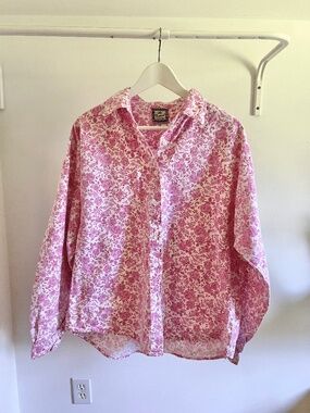 Vintage 90’s Pink and White Floral Shirt